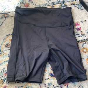 Ultimate stretch 7” athleta short